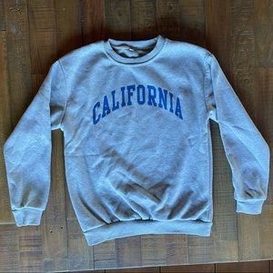 Women’s Crewneck Sweater | Size Medium | California | Excellent Condition